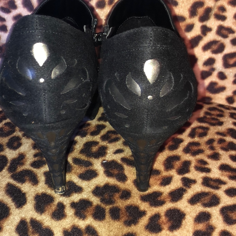 Black  heels - Picture 5 of 7